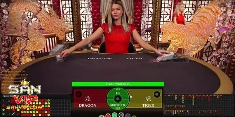 Tập quan sát cách chia bài và tìm quy luật